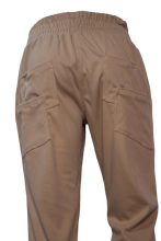 Load image into Gallery viewer, Flared Sweatpants Cammīnus Psiqué – Serigrafía roja